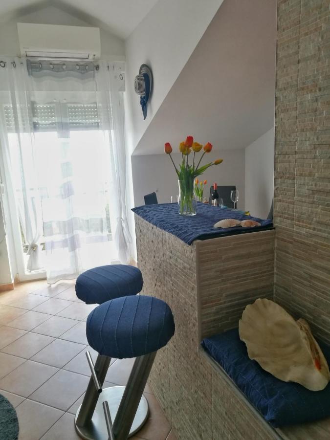 Uphill Apartment *